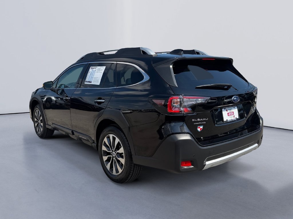 Certified 2025 Subaru Outback Touring w/ Tech Package 2 AWD/4WD image 5