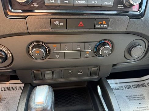 Used 2023 Nissan Frontier SV AWD/4WD image 14