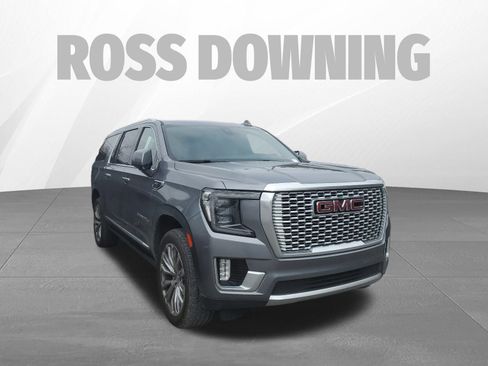 Used 2021 GMC Yukon XL Denali w/ Denali Ultimate Package image 3