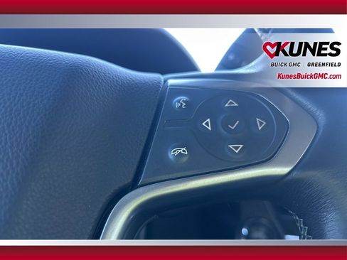 Used 2016 Chevrolet Suburban LT image 26