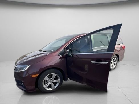 Used 2018 Honda Odyssey EX image 12