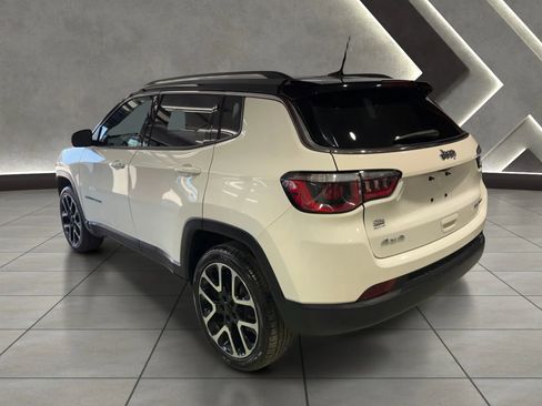 Used 2019 Jeep Compass Limited AWD/4WD image 5