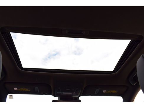 Used 2021 Lexus IS 300 w/ Comfort Package image 31