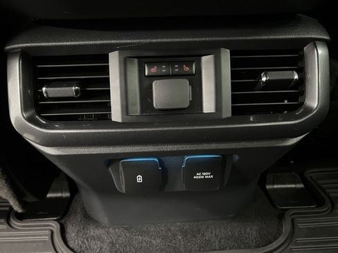 Used 2023 Ford F150 Lariat w/ Equipment Group 502A High image 51