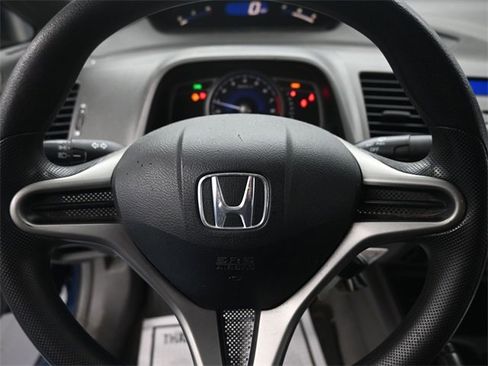 Used 2010 Honda Civic DX-VP image 13