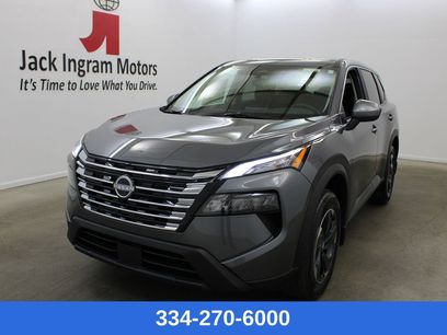 New 2026 Nissan Rogue SV w/ Cold Weather Package