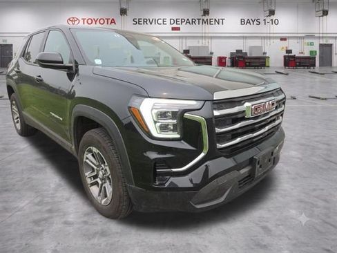 Used 2025 GMC Terrain Elevation FWD image 4