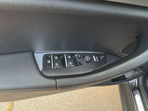 Used 2019 BMW X3 xDrive30i w/ Driving Assistance Package image 17