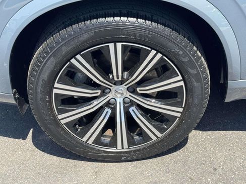 Certified 2023 Volvo XC90 B5 Core w/ Climate Package AWD/4WD image 8