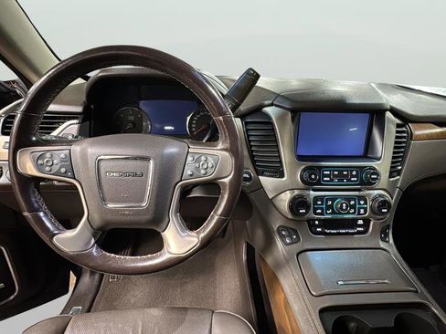 Used 2019 GMC Yukon Denali w/ Open Road Package image 9