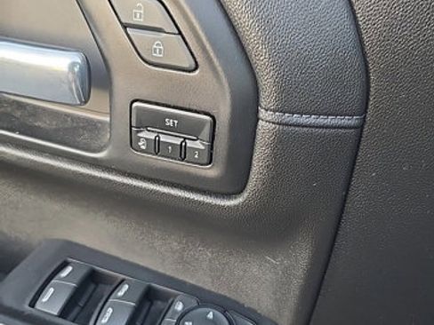 Certified 2022 GMC Sierra 1500 Denali w/ Denali Premium Package image 23