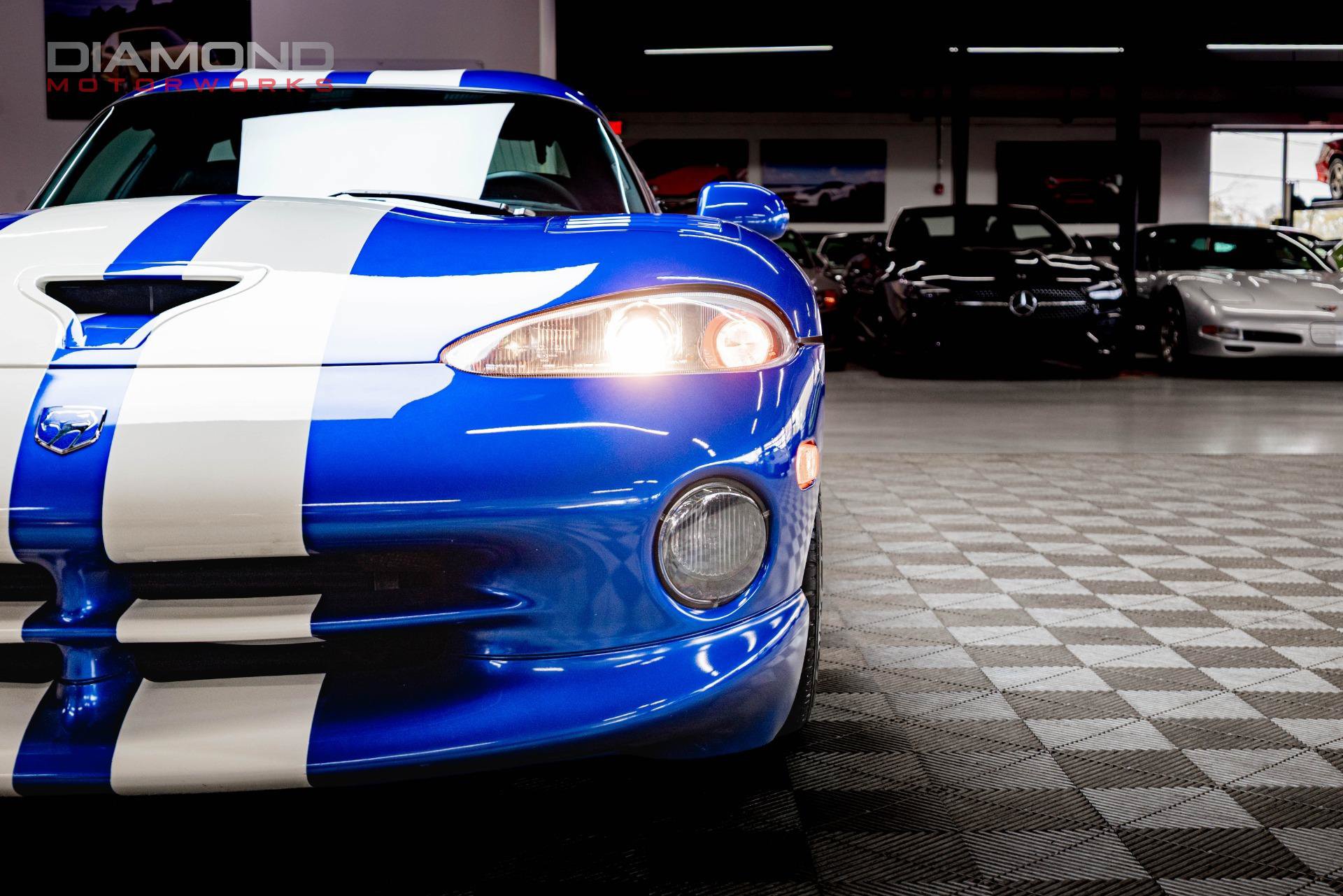 Used 1996 Dodge Viper GTS RWD image 48