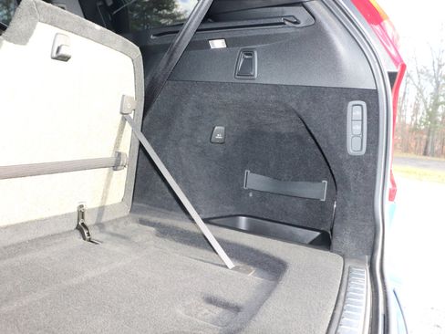 Used 2019 Volvo XC90 T6 R-Design w/ Advanced Package image 7