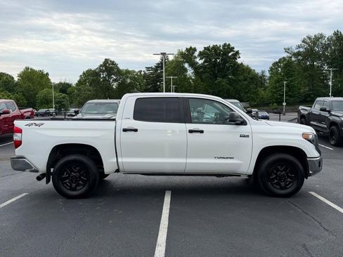 Used 2020 Toyota Tundra SR5 AWD/4WD image 2