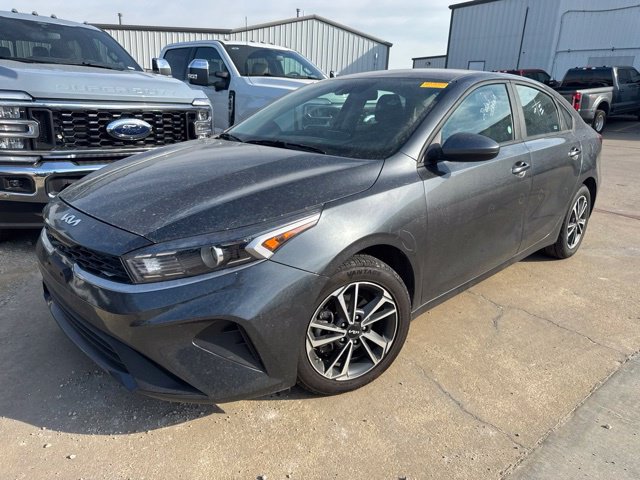 Used 2024 Kia Forte LXS FWD image 1