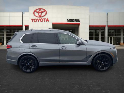 Used 2025 BMW X7 xDrive40i image 6