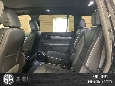 New 2026 Buick Enclave Sport Touring w/ Super Cruise Package AWD/4WD image 10