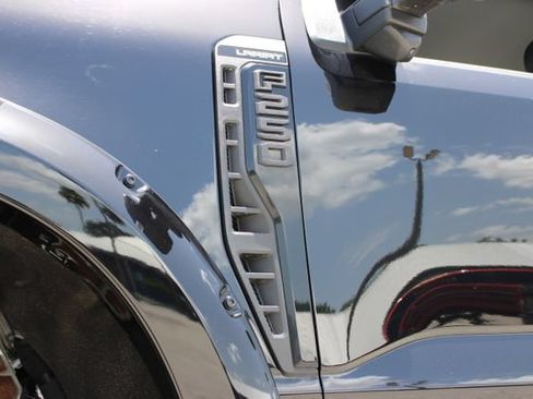 Used 2024 Ford F250 Lariat w/ Lariat Ultimate Package AWD/4WD image 15