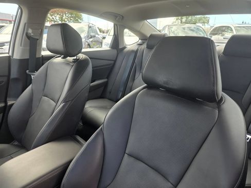 Used 2025 Honda Accord Touring image 13