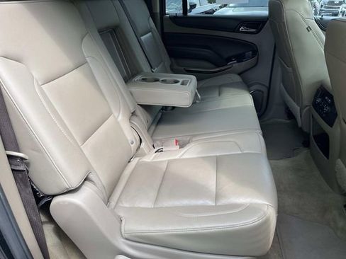 Used 2018 Chevrolet Suburban LT AWD/4WD image 23