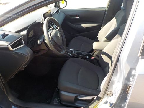 Used 2021 Toyota Corolla LE image 14