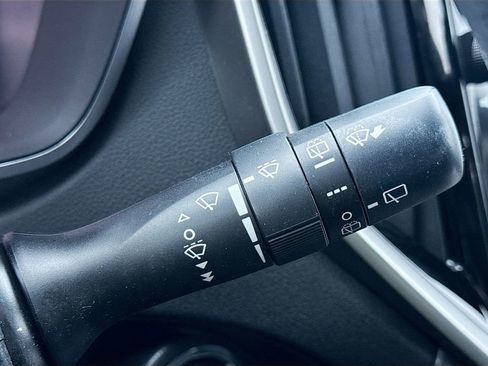 Used 2023 Subaru Ascent Limited w/ Technology Package image 17