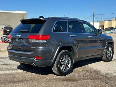 Used 2017 Jeep Grand Cherokee Limited image 7