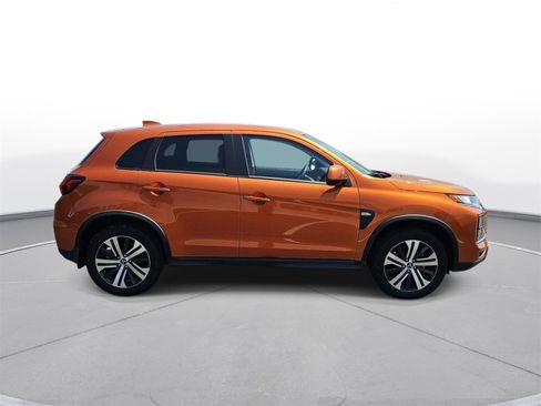 Used 2025 Mitsubishi Outlander Sport AWD image 5