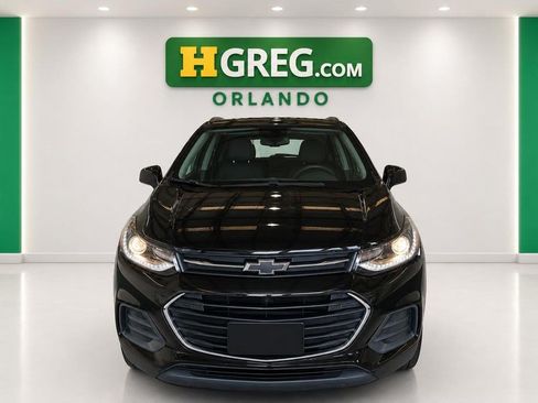 Used 2022 Chevrolet Trax LT w/ Midnight Edition AWD/4WD image 7