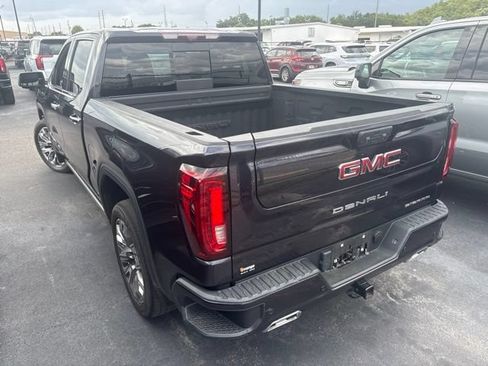 Used 2024 GMC Sierra 1500 Denali w/ Denali Reserve Package AWD/4WD image 9