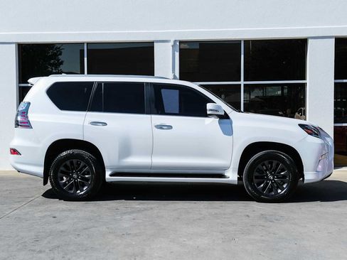 Used 2021 Lexus GX 460 Premium w/ Premium Package AWD/4WD image 7