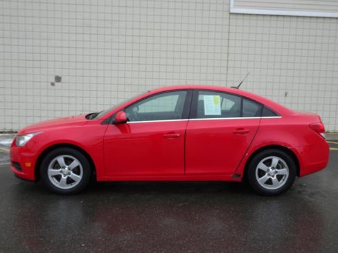 Used 2014 Chevrolet Cruze LT image 4