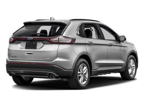 Used 2016 Ford Edge Titanium w/ Equipment Group 301A AWD/4WD image 2