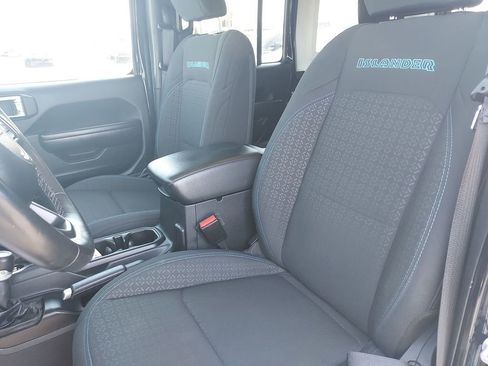 Used 2021 Jeep Wrangler Unlimited Sport AWD/4WD image 17