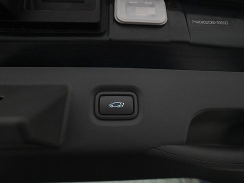 Used 2025 Hyundai Ioniq 5 SEL image 14