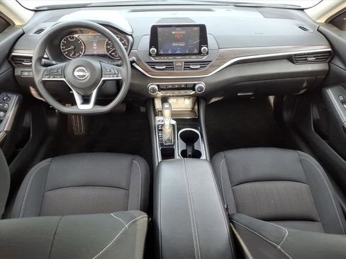 Used 2024 Nissan Altima 2.5 SV image 20