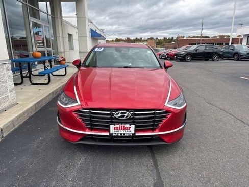 Used 2022 Hyundai Sonata SE image 2