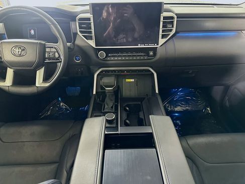 Used 2023 Toyota Sequoia Platinum AWD/4WD image 19