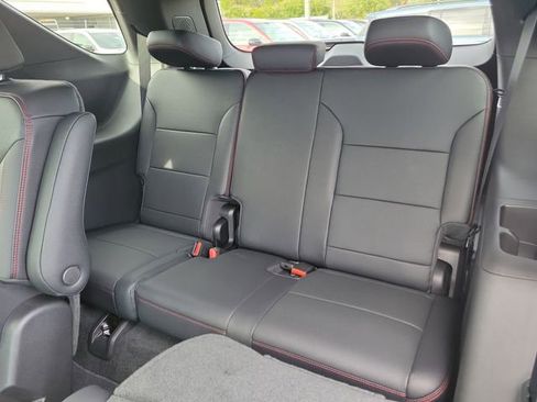 New 2026 Chevrolet Traverse RS image 8