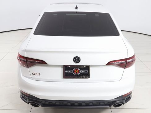 Used 2024 Volkswagen Jetta GLI Autobahn image 48