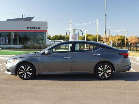 Used 2022 Nissan Altima 2.5 SL image 13