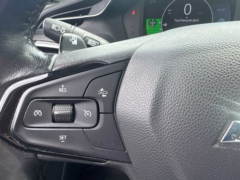 Used 2023 Chevrolet Bolt EUV Premier w/ Redline Edition FWD image 19