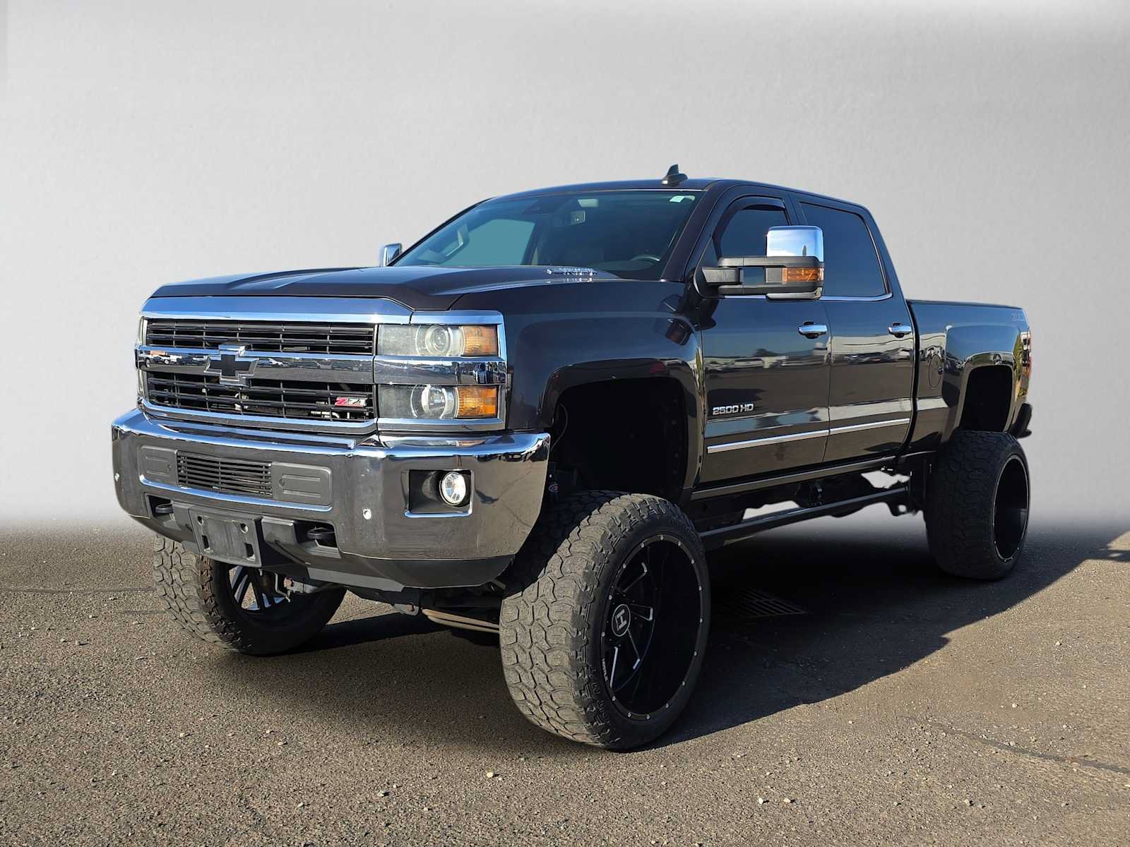 Used 2016 Chevrolet Silverado 2500 LTZ w/ Duramax Plus Package AWD/4WD image 8