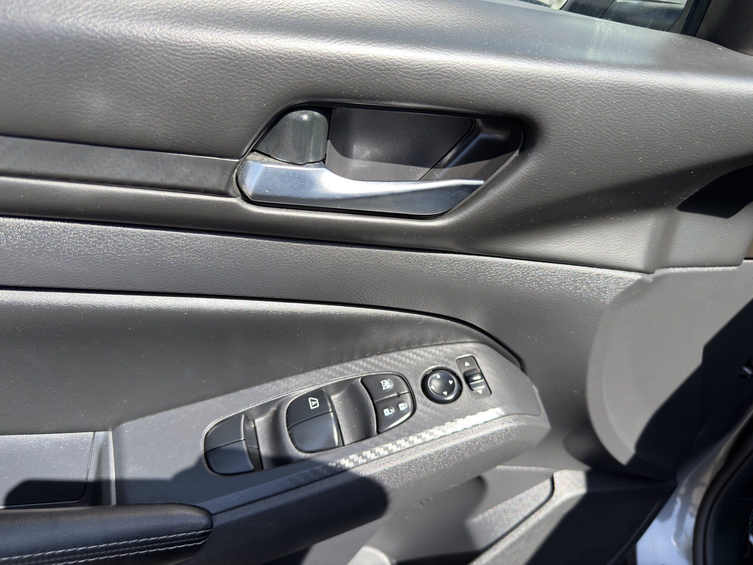 Used 2024 Nissan Altima 2.5 SV w/ SV Premium Package FWD image 23