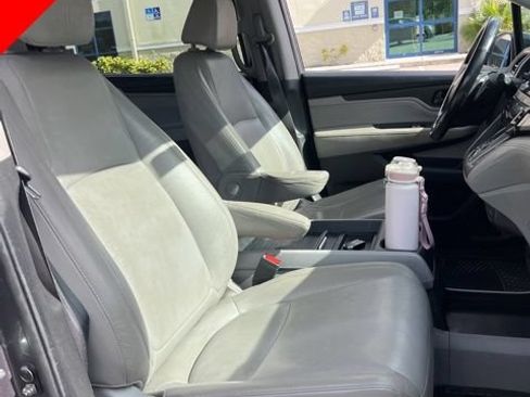 Used 2019 Honda Odyssey Touring image 9