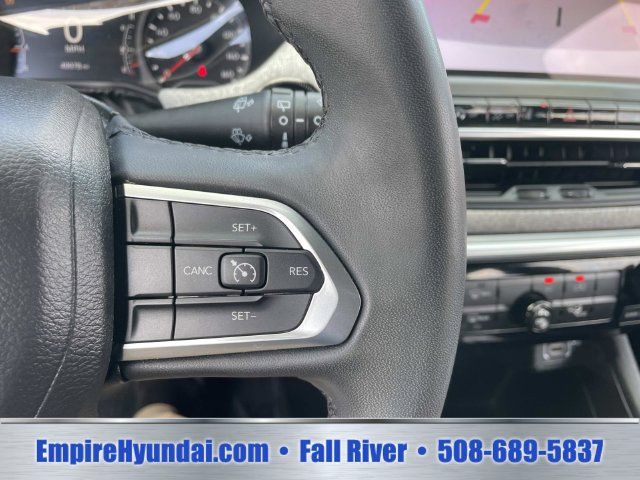 Used 2024 Jeep Compass Latitude AWD/4WD image 29