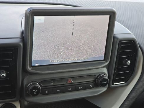 Used 2024 Ford Bronco Sport Heritage w/ Heritage Convenience Package image 10