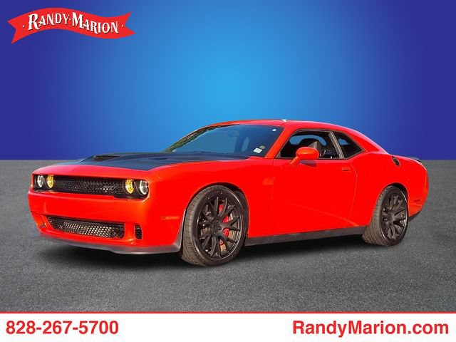 Used 2016 Dodge Challenger SRT Hellcat RWD image 1
