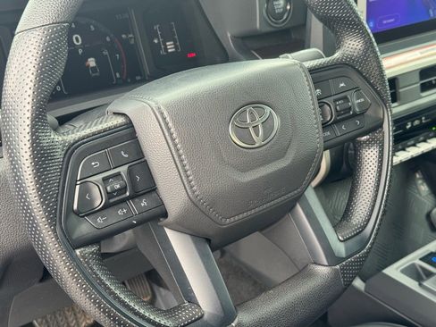 Used 2025 Toyota Tacoma SR5 image 15