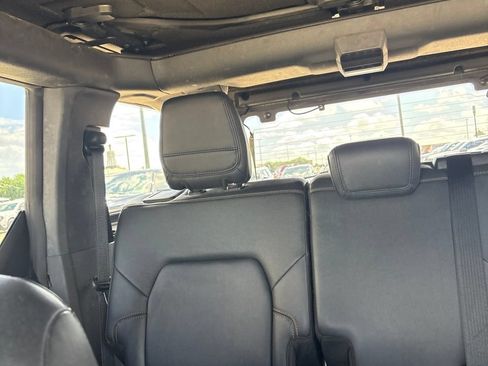 Used 2023 Ford Bronco Badlands AWD/4WD image 17
